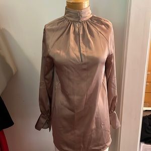 Joie Omar’s Silk Blouse! Tan sz M. Delicate button neck & Sleeve 💛